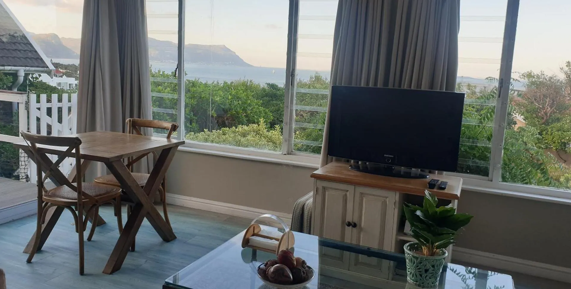 Restio Luxury Apartment Murdoch Valley South Africa